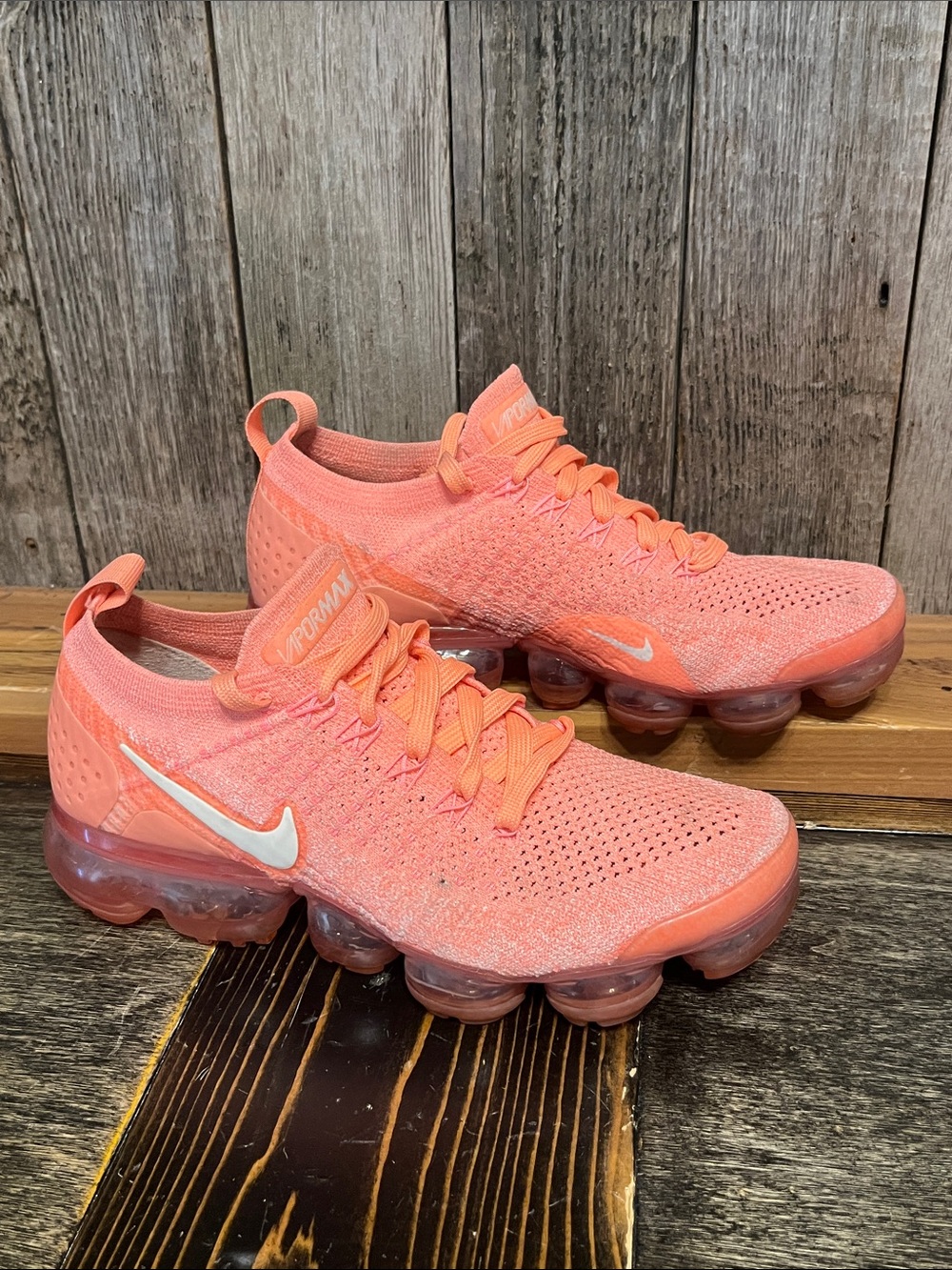 Nike Women’s VaporMax Flyknit Crimson Pulse RARE!